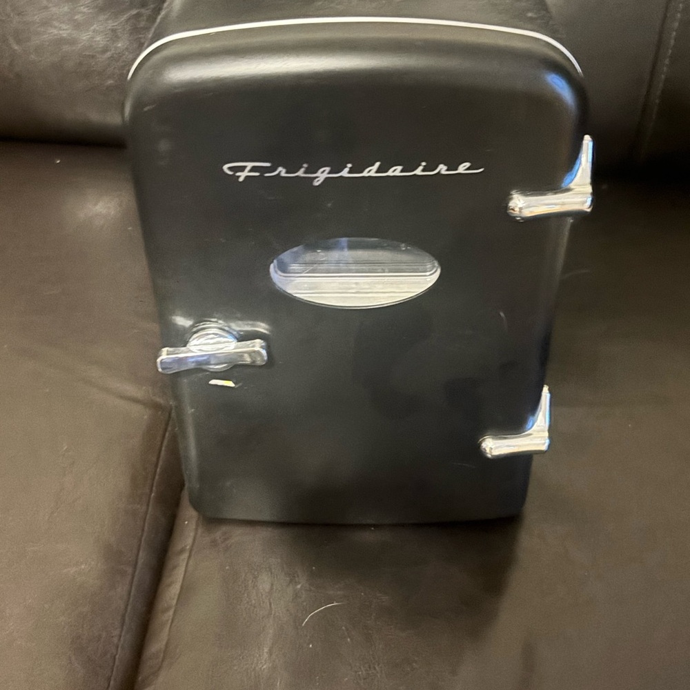 Frigidaire Black Mini Fridge